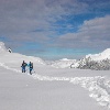 Schneeschuhwanderung in den Bergen (2)